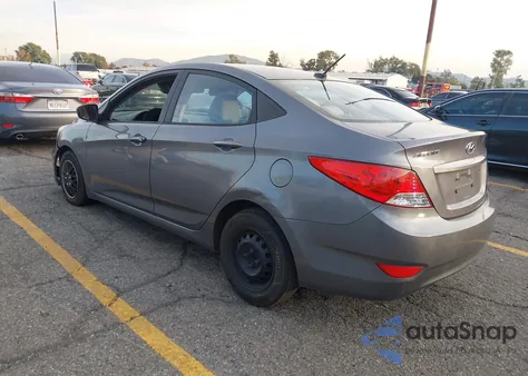 2013 Hyundai Accent Gls z USA, uszkodzony, nr VIN KMHCT4AE8DU548599
